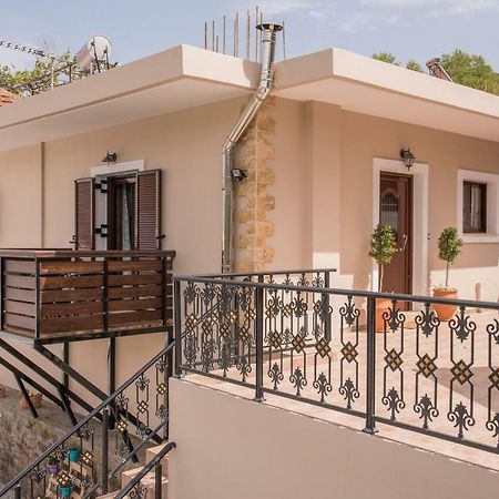 Marika Traditional Home Elos Экстерьер фото