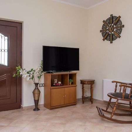 Marika Traditional Home Elos Экстерьер фото