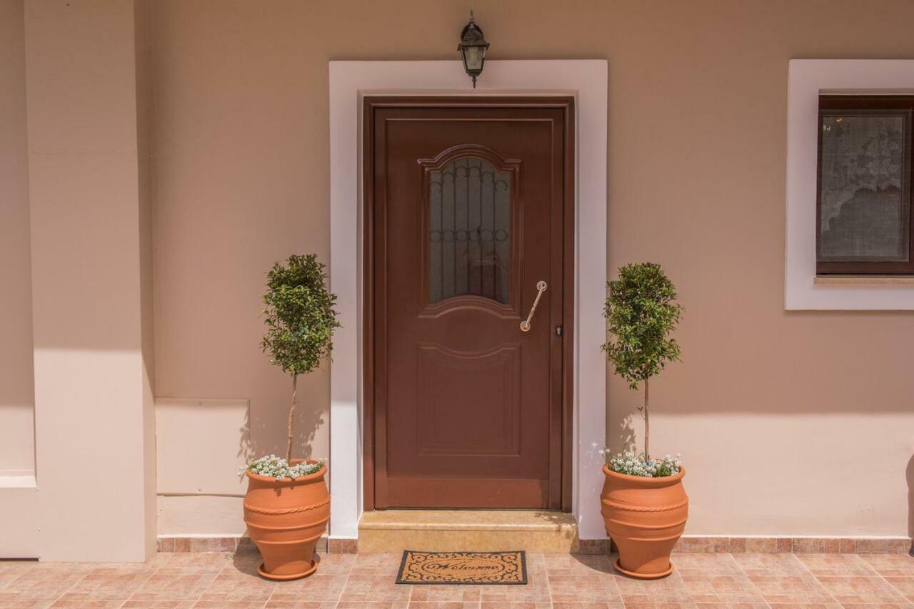 Marika Traditional Home Elos Экстерьер фото